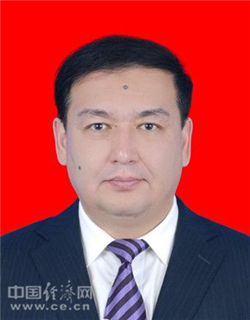 海拉提同志简历