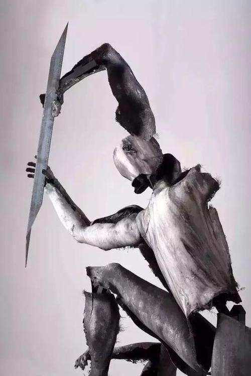 艺术圈的暴力美学