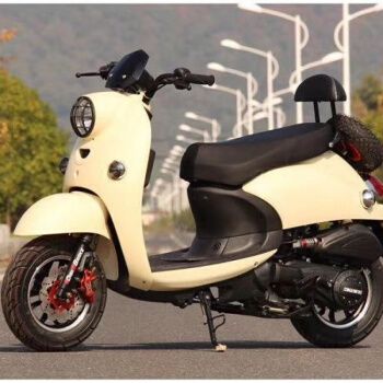 全新复古国四电喷小龟王燃油踏板摩托车小绵羊助力车男女装可上牌米