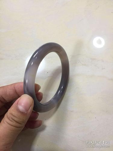 天然和田玉烟紫细圆条手镯老坑料烟紫色 烟灰色玉镯子