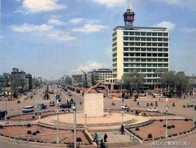 老照片:80年代的吉林市,那时的吉林还是和长春相比肩的大城市