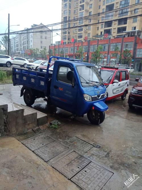 柴油自卸三轮车出售