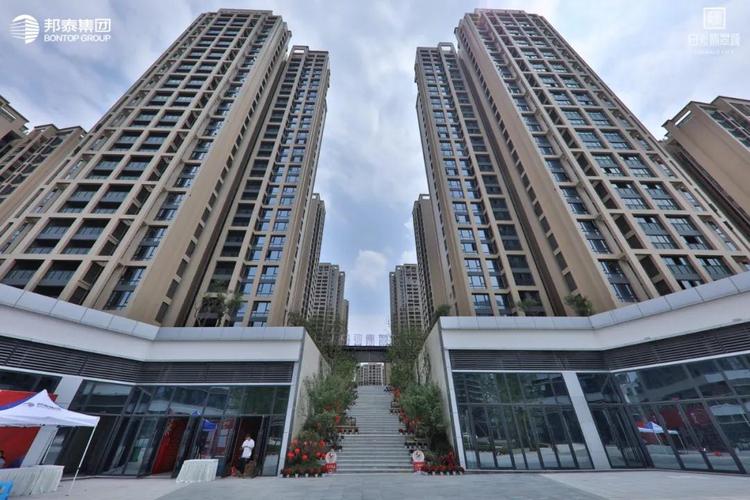 以实景为鉴,所见即所得,宜宾白沙翡翠城美好兑现!