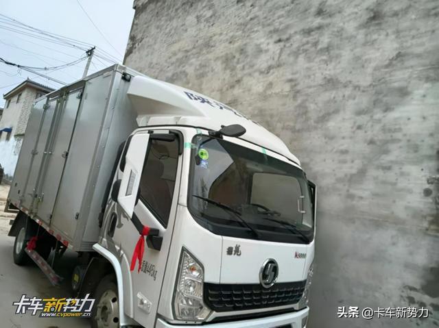 想买自动挡轻卡逛遍所有品牌他为何认准陕汽轻卡k5000