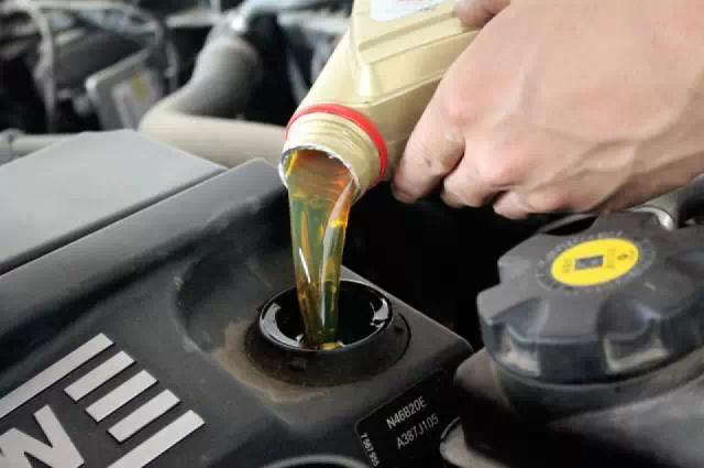 汽车油液的快速检查技巧,一学就会!