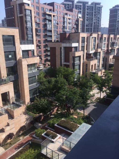 湖海假日 5室2厅3卫 豪装 急卖