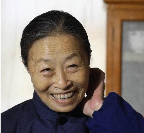张少华突然病逝,但她与"仇家"新凤霞恩怨未了,吴欢终于表态了