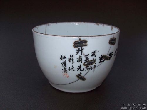 晚清景德镇瓷绘名家仙槎残花鸟罐