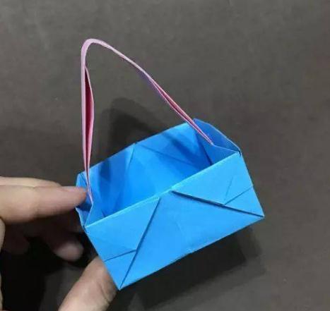 儿童手工 折纸大全    小时候折过小花篮,对于八零后一定很熟悉的