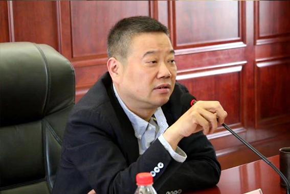 (图为:梦天木门集团董事长余静渊先生发表讲话)