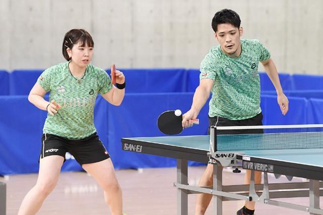 32混双夺冠热门2分绝杀张本智和惊险晋级张本美和横扫过关