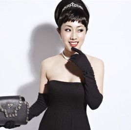 1984年2月7日 出生于山东邹城市 赵淼,赵慧,艺名赵淼,女,内地演员