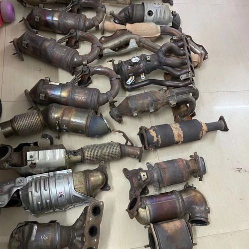 雪佛兰科鲁兹新景程创酷威朗英朗别克三元催化器原厂拆车配件热卖