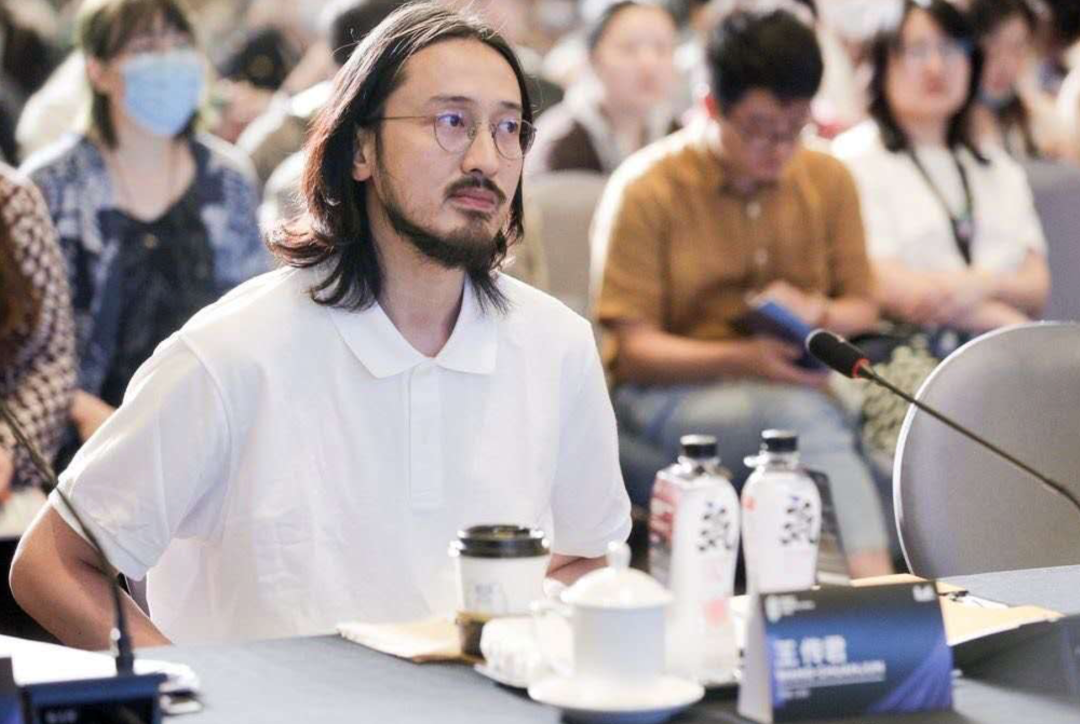 创投会上的王传君.图/first青年电影展官方微博