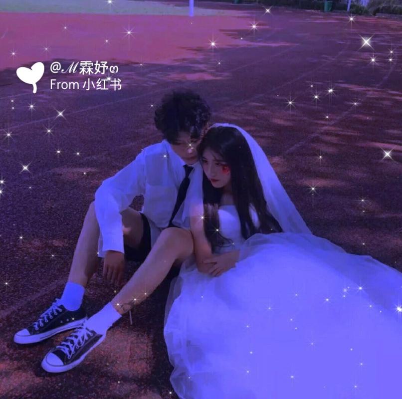 《婚纱情侣头像》