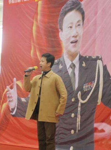 歌唱家耿为华,离婚后为何痛哭?前妻已经再嫁,而他依旧