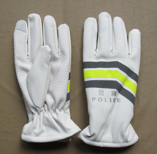 新式白色交警反光执勤加厚棉手套 冬季加厚棉出勤指挥交通手套