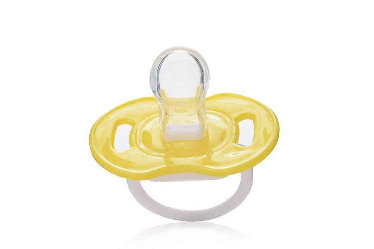 宝宝含安抚奶嘴睡觉的危害