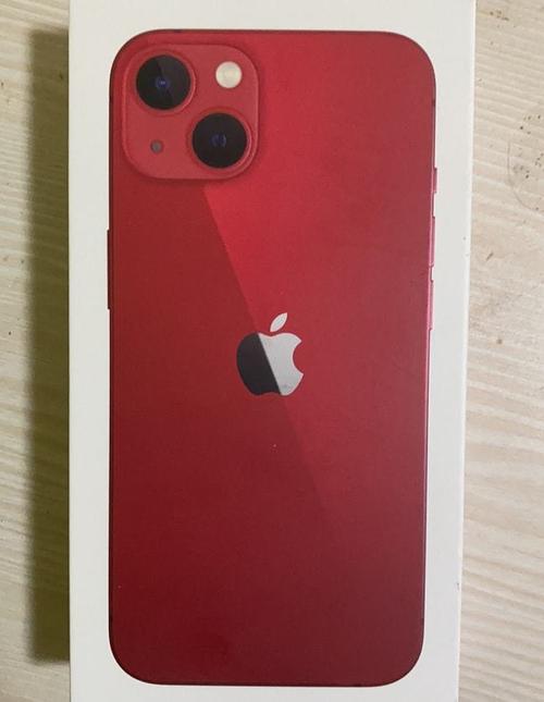 刚买的iphone13包装盒很脏是不是翻新机