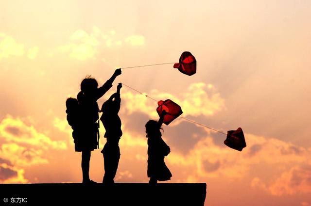 为何 他人 都在前进 ,只要 你原地踏步?