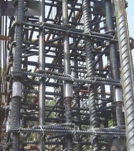 3)同一截面焊接接头不得大于50%; 4)焊包凸出钢筋表面的高度小于或