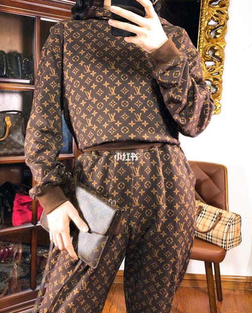 小红帽vintage 中古奢侈品大牌 lv 套装_每日穿搭_vintage_中古奢侈品