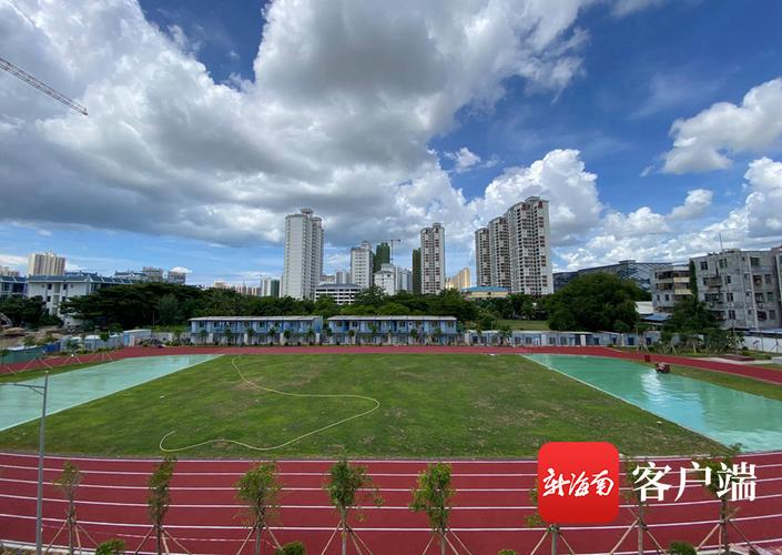 椰视频探访三亚丹州小学新校园智能绿色现代感十足