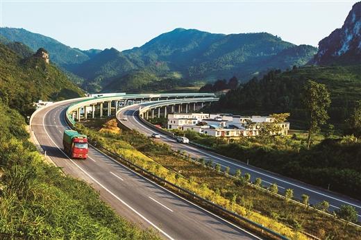百色至德保高速公路.