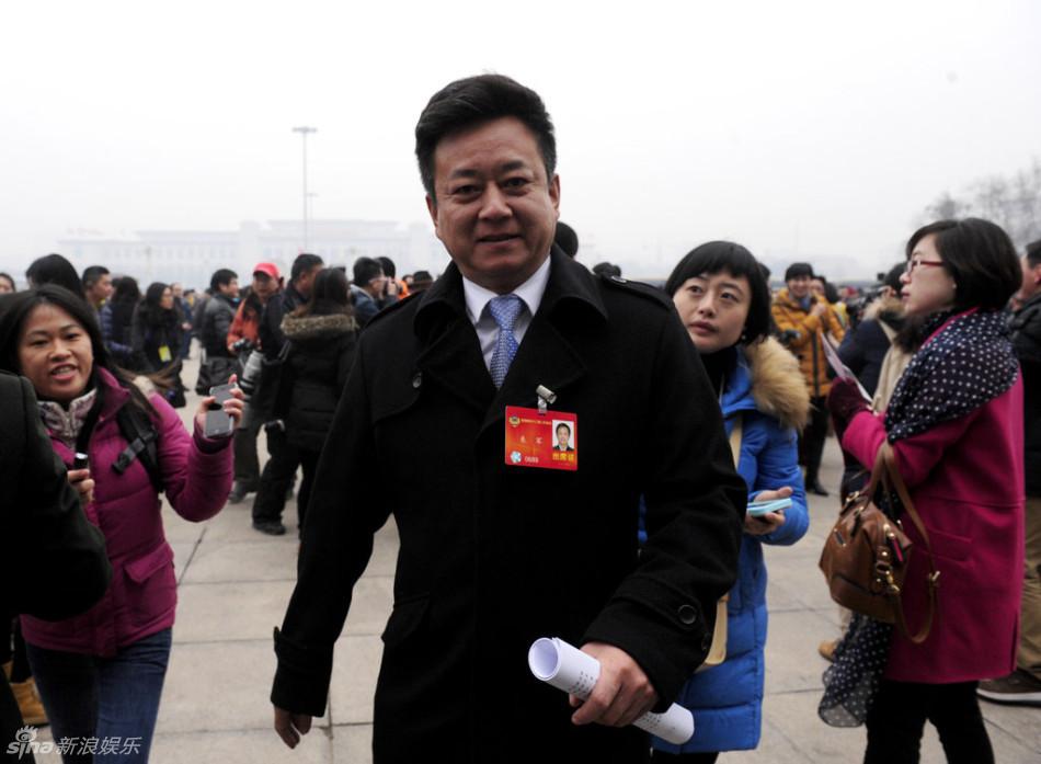 组图:明星委员上两会