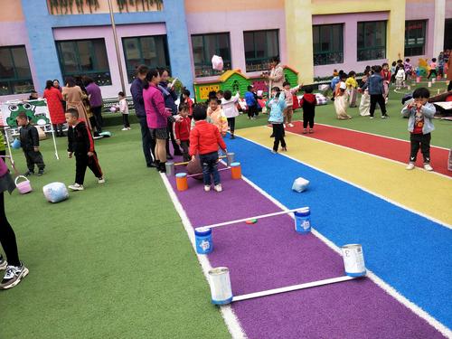 庄浪五幼自制户外玩具评比活动纪实
