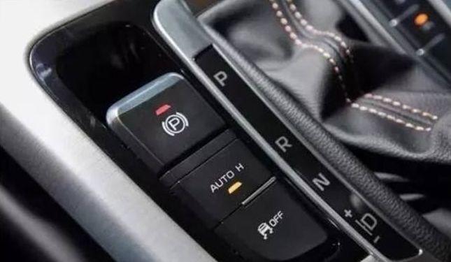 汽车自动挡刹车失灵怎么办?可以拉手刹吗?老司机:3步骤解决!