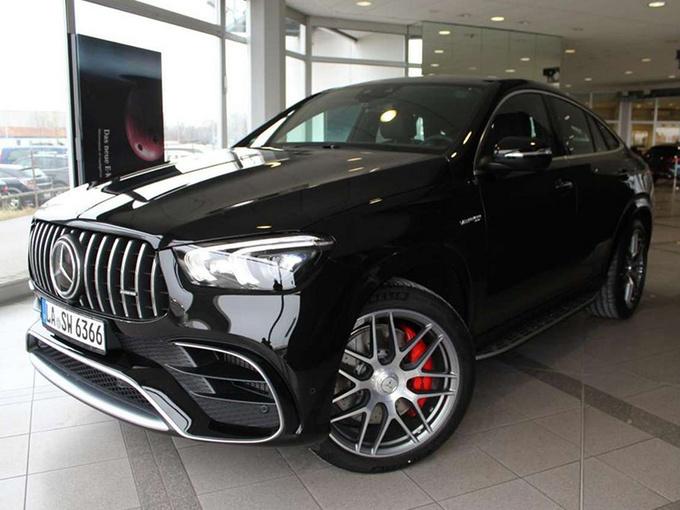 奔驰全新gle63samg实拍搭40tv8轻混系统加速比x5m还快