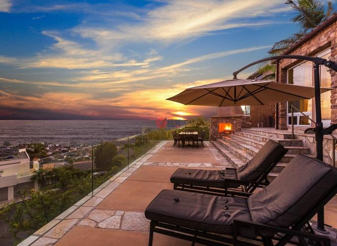 美国加州拉古纳海滩4卧4卫的豪宅