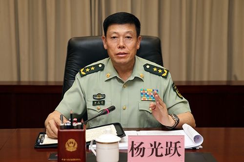  /p> p>现任武警部队党委常委,副司令员. /p>