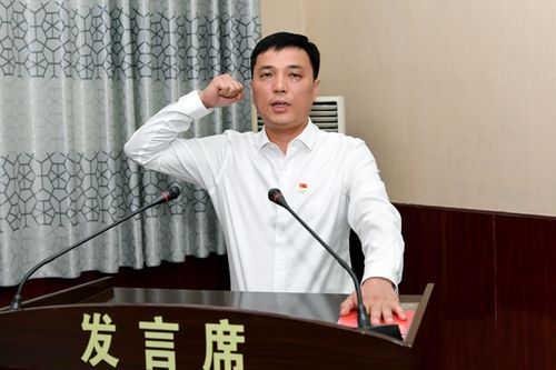 王云同志当选为夏县人民政府副县长,代理县长