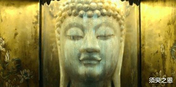 问题:男主角许愿的祖父许一城将国宝武则天明堂玉佛头出卖给日本人,他