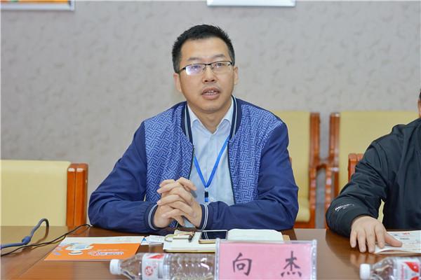 贵州一树民生药业连锁有限公司总经理 向杰