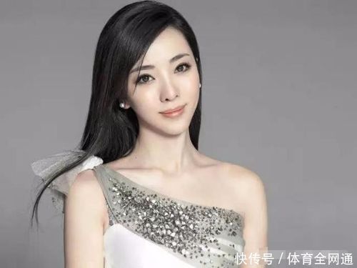 央视主持人的婚姻,李思思嫁理科男,杨澜嫁富豪,而她嫁