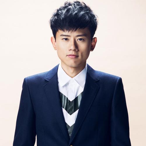 张杰分享和谢娜配音片段为谢娜庆生