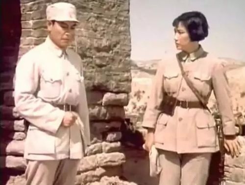 电影《啊,摇篮!》连环画下部分剧照欣赏.上海电影制片厂1979年摄制