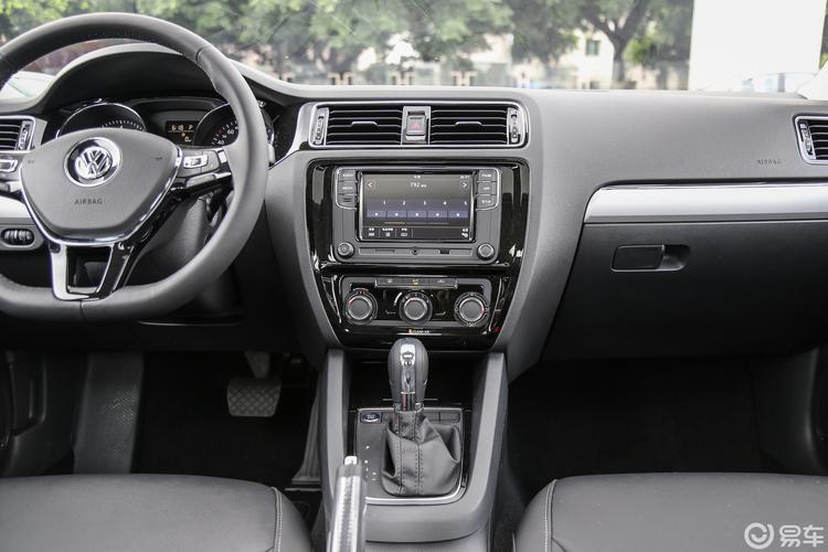 一汽-大众  速腾 2018款  2018款  2017款  2016款  2015款  2014款