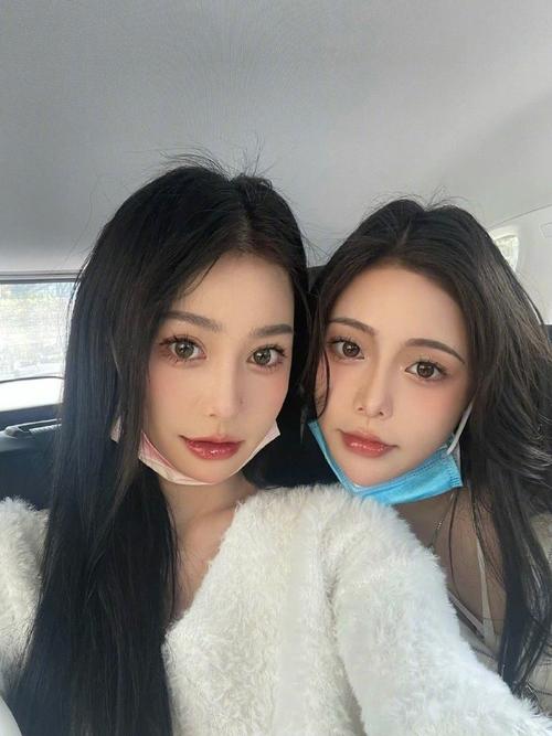 在人间的日常99  两个憨憨的女孩93    #今日妆容