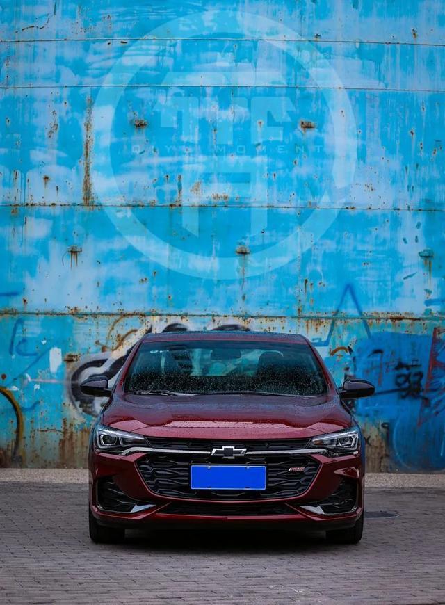 年轻人的第一台"黑标"——雪佛兰科鲁泽轻混车型体验