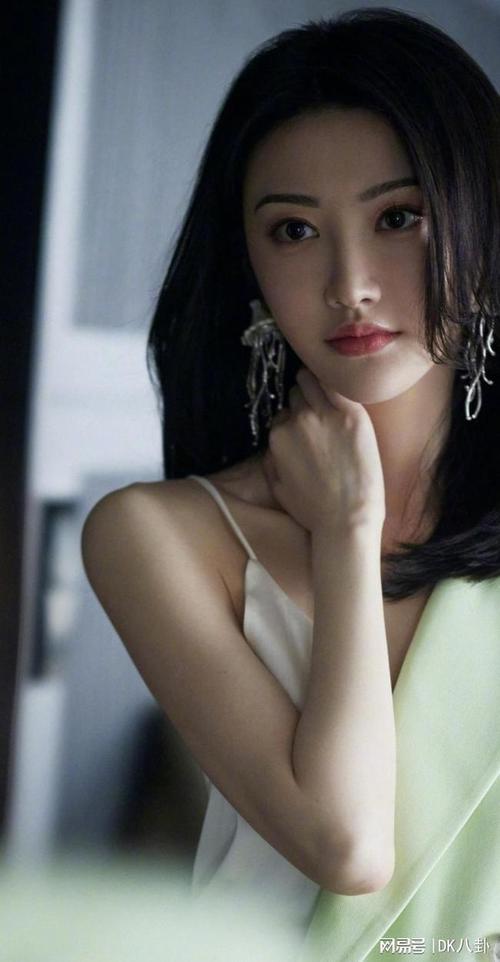 景甜,淡绿色的诱惑,玉女,御姐,纯情,成熟,性感