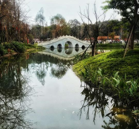 失望了,"浣花溪"的"白鹭洲"