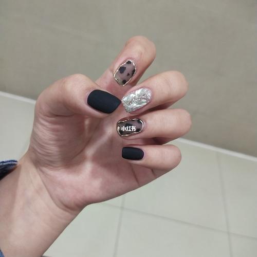 高冷气质款小美甲_美甲_气质款_高冷_美甲分享_美妆