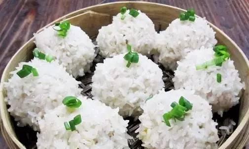 此外,还有"蛏干烧肉","清蒸鹰龟","青螺炖鸭","方腊鱼","当归獐肉"