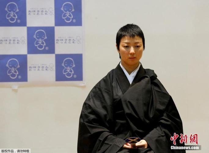 日本颜值最高女僧人走红 网友:不太理解受众的审美