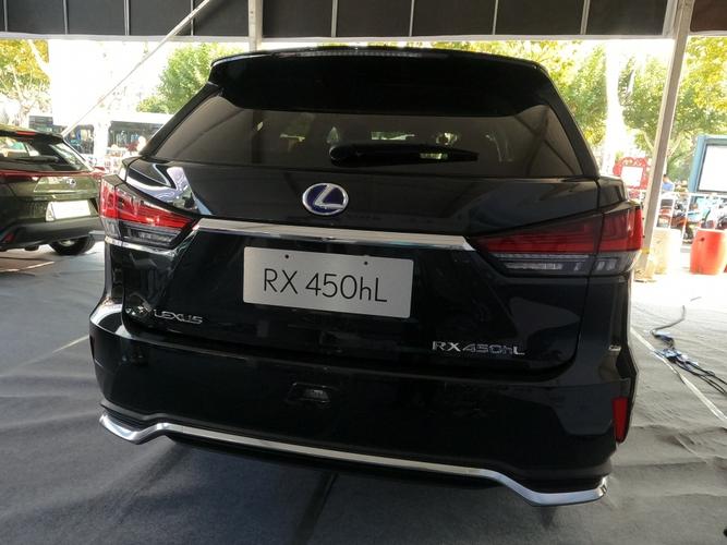 雷克萨斯rx450hl实拍颜值高大空间质量可靠动力强劲搭35升