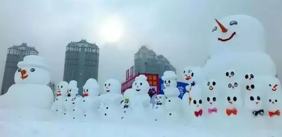 群力雪人谷免费看雪人 那里有2018个白胖子等你去撩